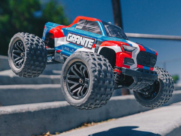 1/18 GRANITE GROM MEGA 4X4 MT with Battery & Charger BlueC-ARA2102T1
